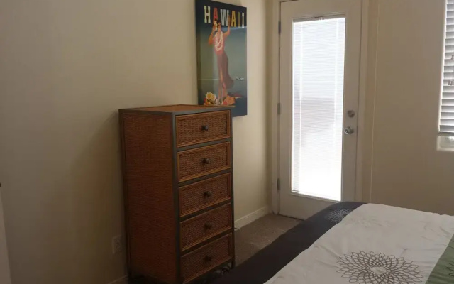 346 Ocean View 2 Bedroom Townhouse by RedAwning