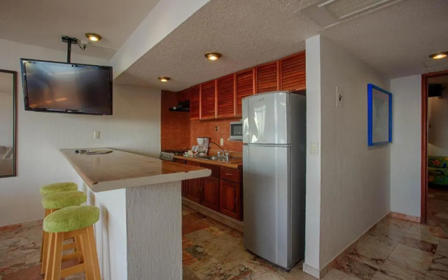 Costa Sur Resort & Spa