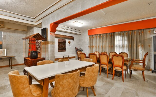 Oyo 395 Al Hafof Hotel