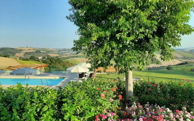 Villa with stunning views and private pool-Villa Matilde