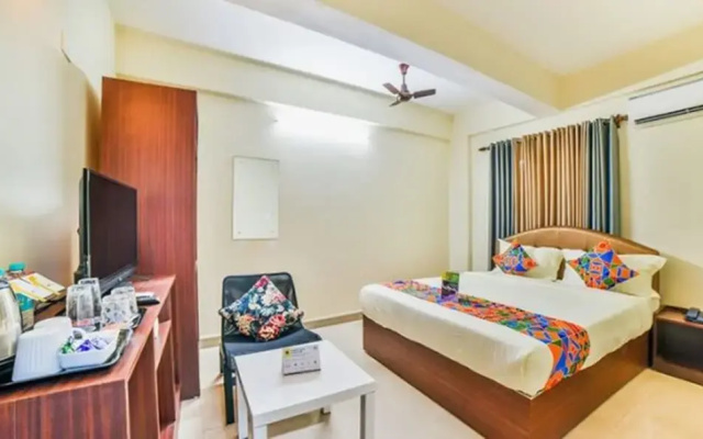 FabHotel K7 Trends With Pool, Baga Beach