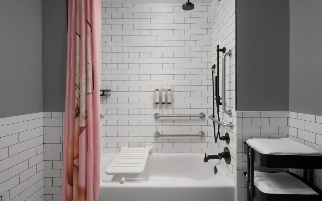 Moxy Houston Downtown