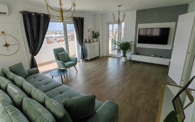 Luxury apartment Private parking self check-in51