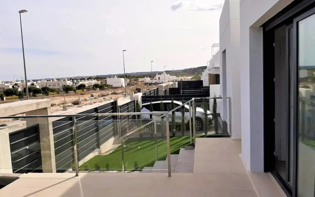 Lush Villa in Orihuela With Pool