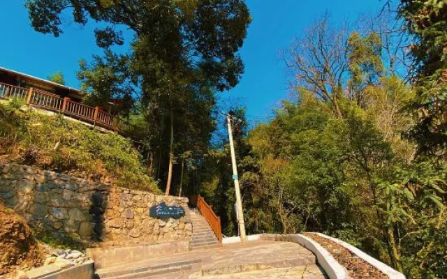 Fanjing Mountain Guoyun Mountain Residence