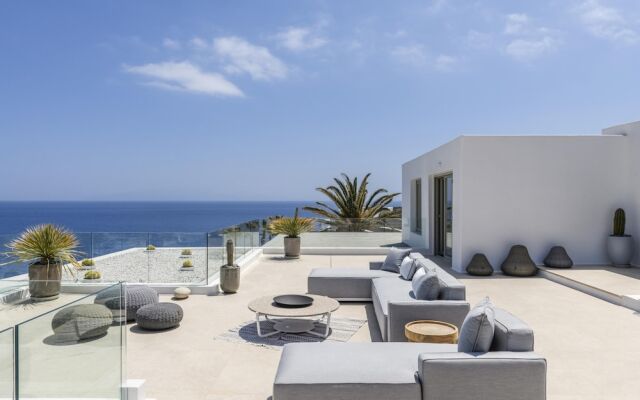 Villa Channel II in Psarou Mykonos