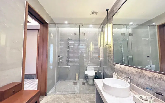 Holiday Inn Wuyuan Huazhong
