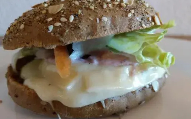 Berghaus Knopfmacher