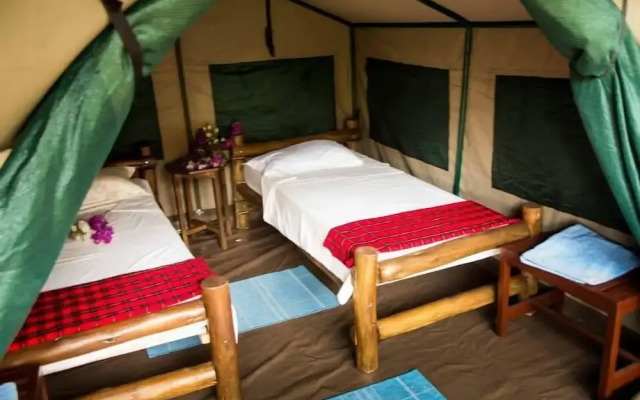 Simbamwenni Lodge and Camping
