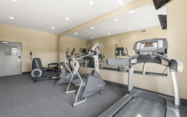 Americas Best Value Inn & Suites Livingston