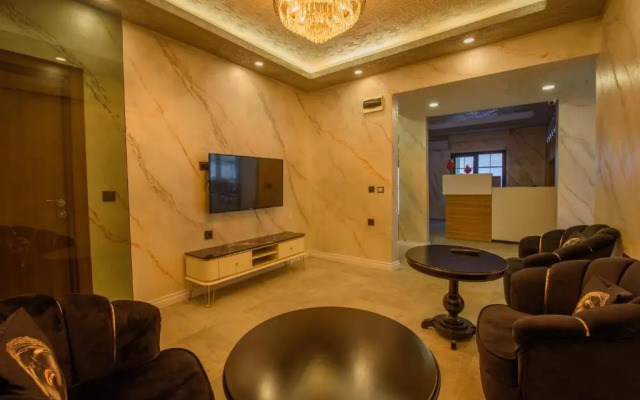 DS Regulus Otel