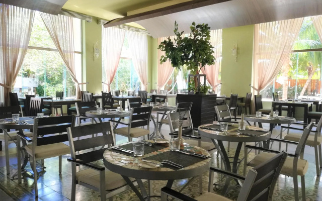 El Dorado Seaside Suites by Karisma - Adults Only