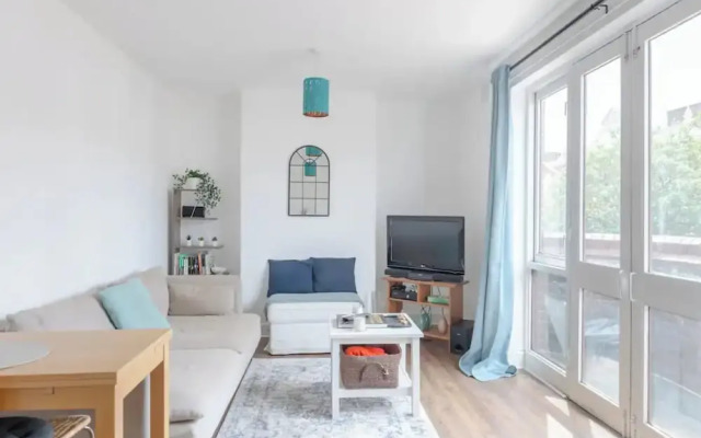 Bright & Calming 1BD Flat - Islington