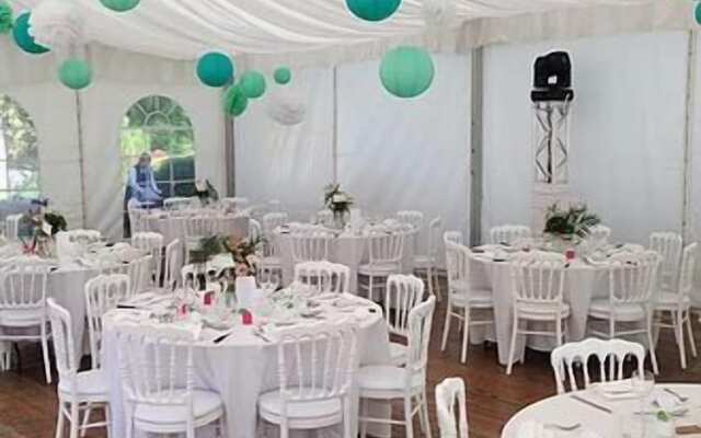 Auberge De La Durdent