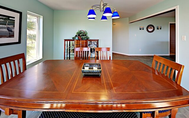 121 12Th Street - Three Bedroom Home