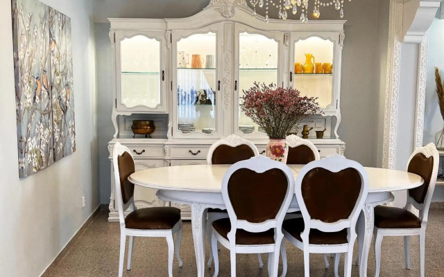 Jenny House with Private Pool