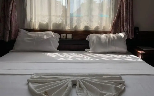 Sky Hotel Bonapriso