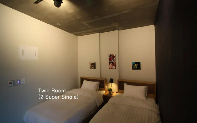 Hostel Hongdae