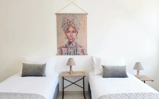 Phaedrus Living Ledras Residences 105