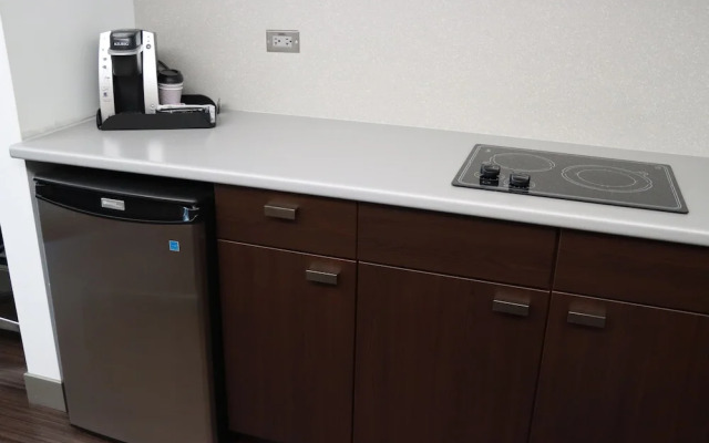 Barker Suites Southport