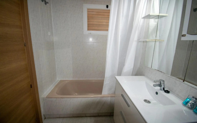 TROPIMAR 14 Levante Beach