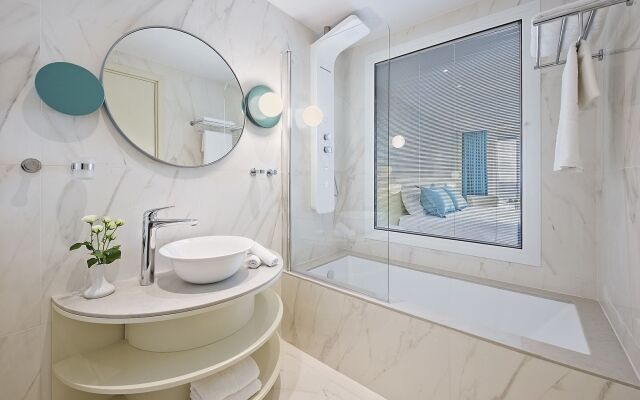 Ivi Mare - Designed for adults by Louis Hotels