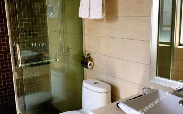 Dhenggong Yuchengjia Express Hotel