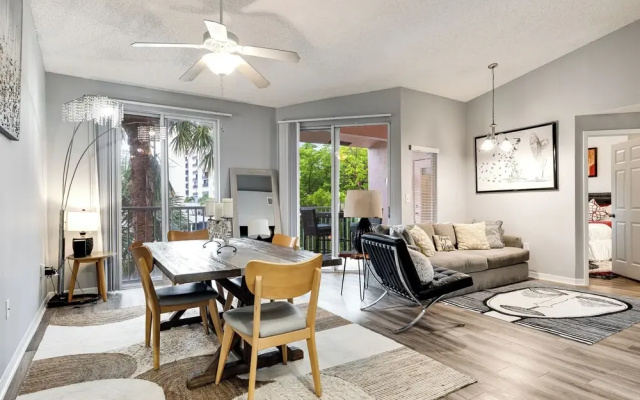 2Bedroom 2Bath Water View Apartment