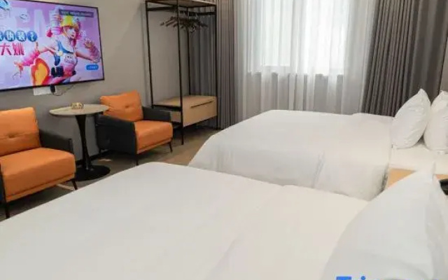 Longquan Water City Hotel (Yancheng Development Zone)