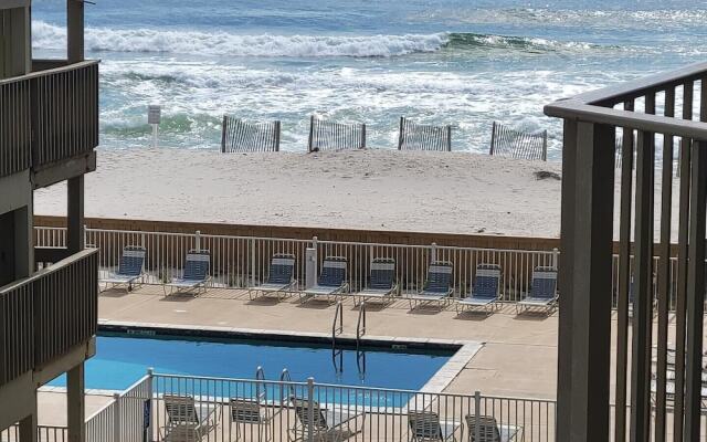 Relaxing 2bd/2ba w/ Partial View & Pool
