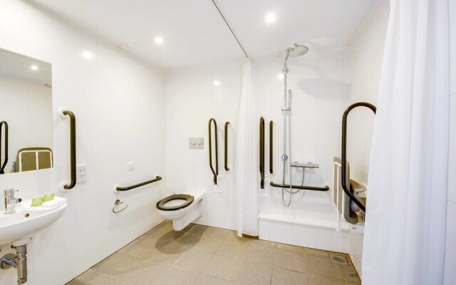Elegant and modern city centre studio