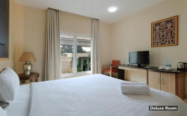 Mutiara Suites