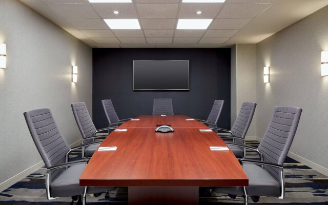 Fairfield Inn & Suites by Marriott Montreal Airport