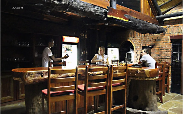 Fiume Lodge CC, P O Box 20757, Windhoek
