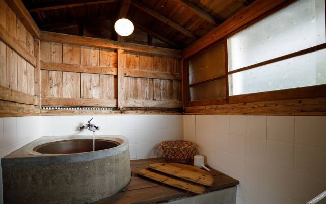 Denpaku Lily No Ie <Amamioshima>