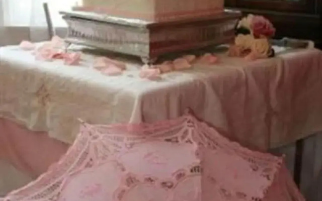 Six Acres Bed & Breakfast