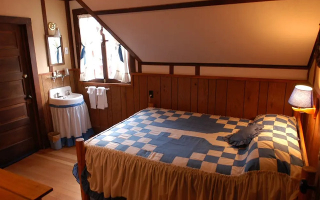 Baldpate Inn