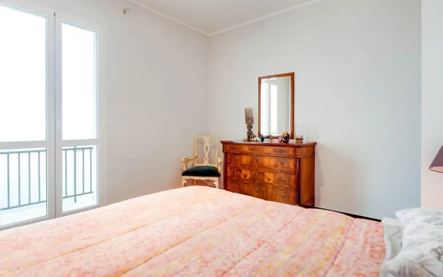 Scenic Holiday Home in Cipressa Near Town Centre