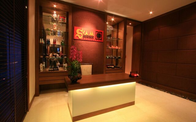 Siam Society Hotel & Resort