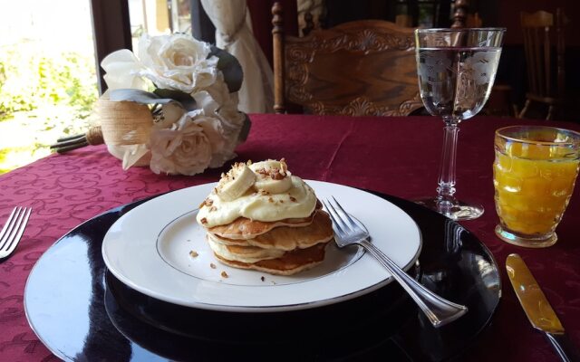 Graham-Carroll House Bed & Breakfast