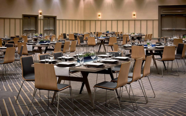 Westdrift Manhattan Beach, Autograph Collection by Marriott