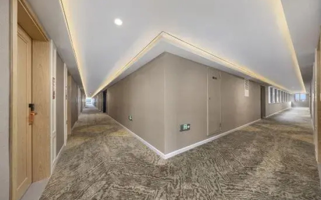 Vienna Hotel (Foshan Shunde OCT Harbour Daliang Yueran Plaza)