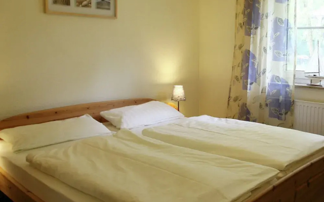 Cozy apartment near Beach in Dierhagen Strand