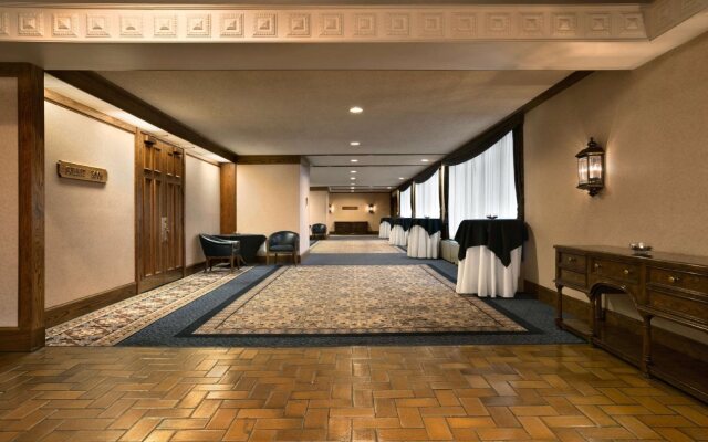 Coast Prince George Hotel by APA
