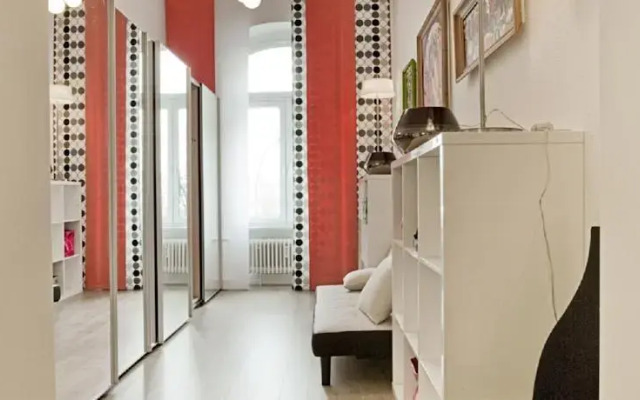 Luxury Design Apartment with Spree View