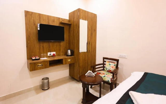 Baba Kinaram Kutir