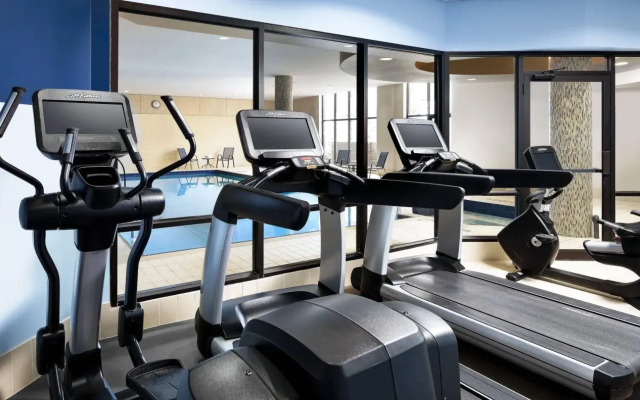 Four Points by Sheraton Mississauga Meadowvale