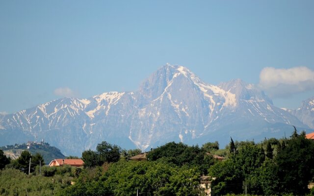 Appartamenti In Residence Zoe 150 metri dal mare