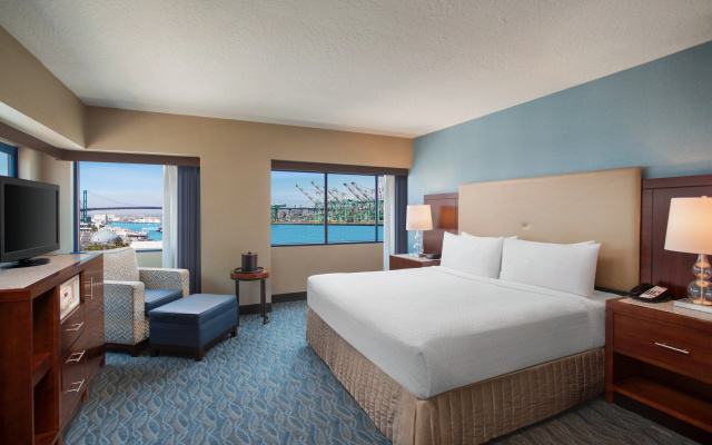 Crowne Plaza Los Angeles Harbor Hotel by IHG - Image 3