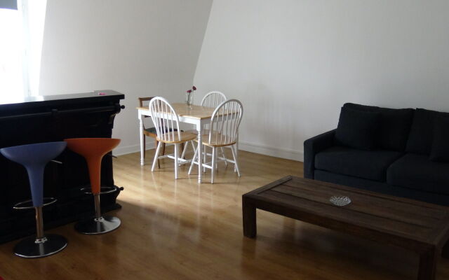 Nationale AppartHotel